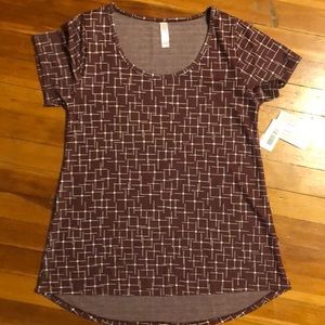 NWT lulaRoe Maroon with design top